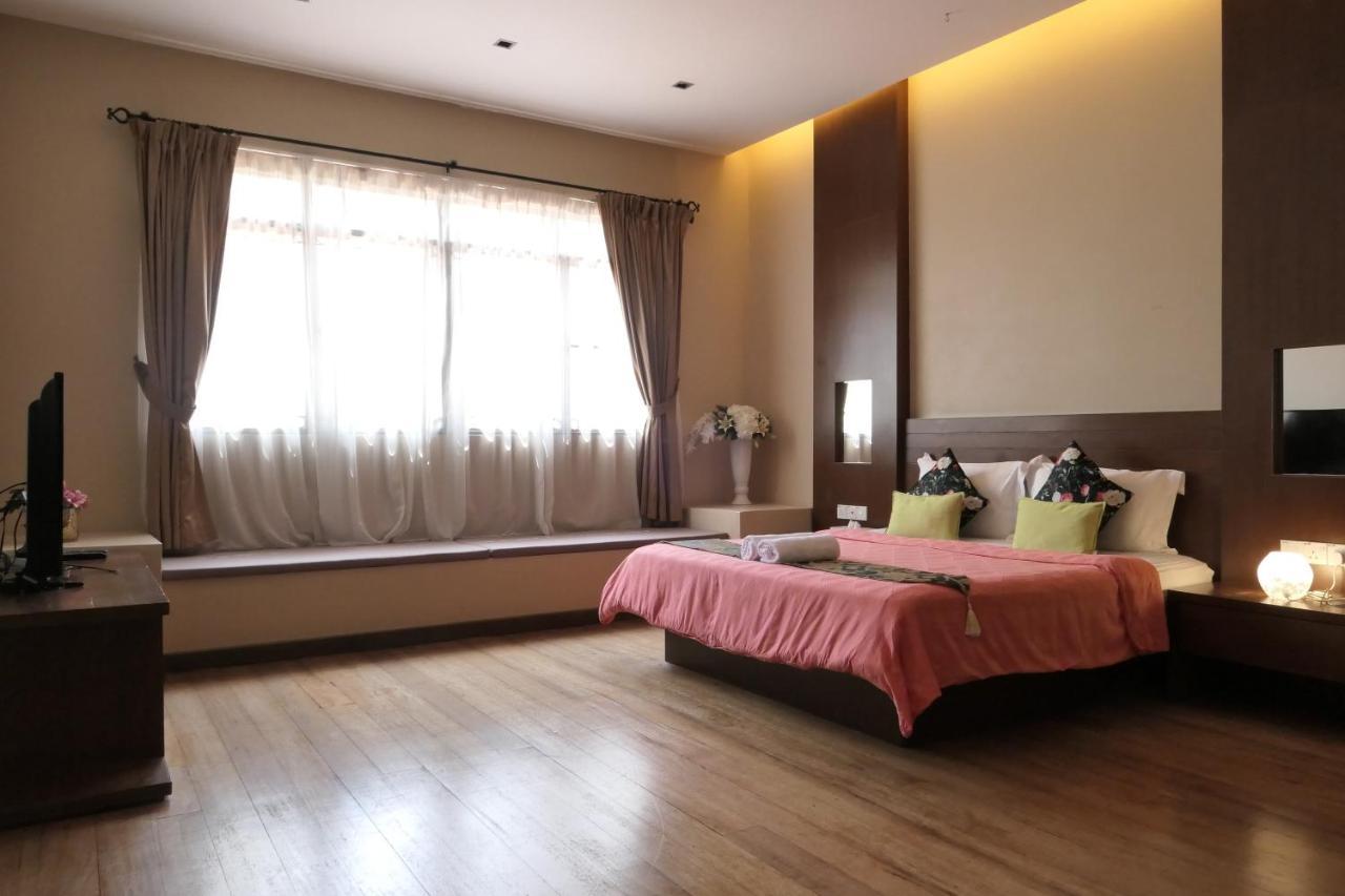 Amaris Villas George Town Bagian luar foto